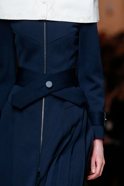 Look 46